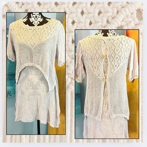 ⭐️Dillian,Soft Gray Top, So Unique, Awesome Design, Every Aspect is Fantastic,M